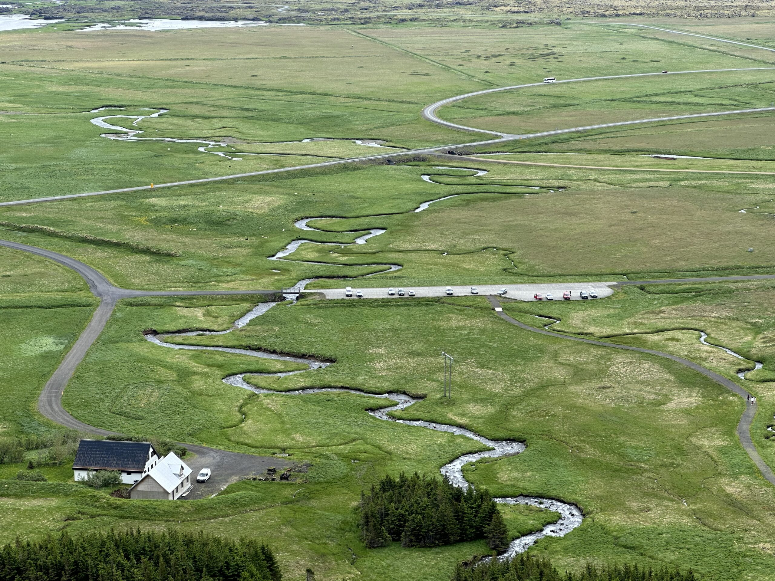 冰島西奈山半島瀑布Kálfárfoss